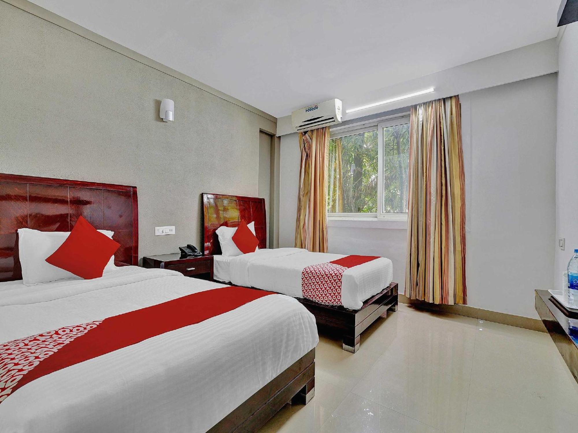 Hotel O Aec Residency Mararikulam Exterior foto
