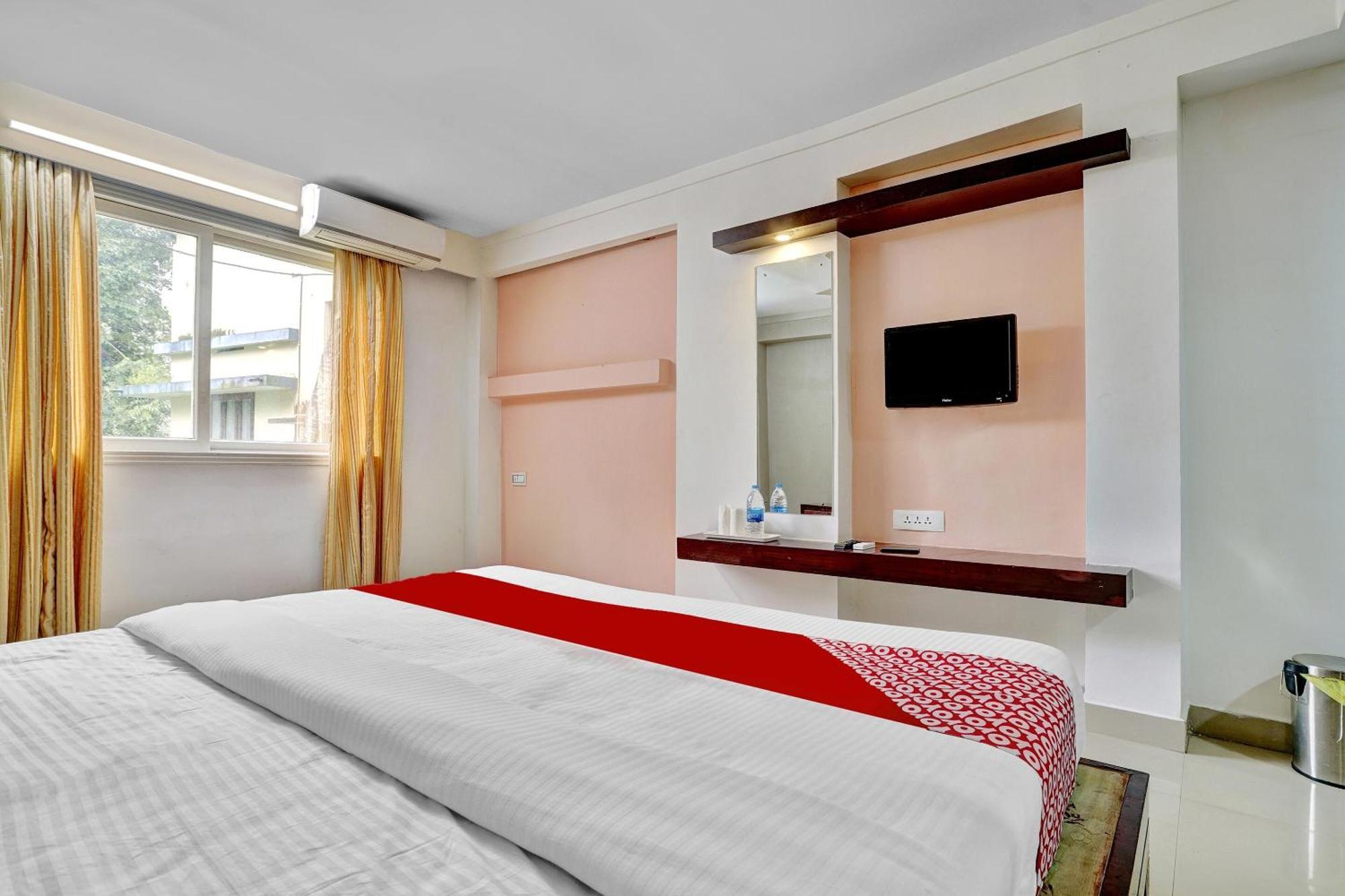 Hotel O Aec Residency Mararikulam Exterior foto